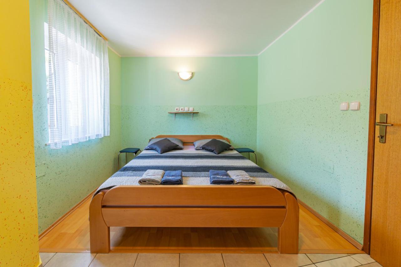 セニApartmens Mendulaアパートメント エクステリア 写真